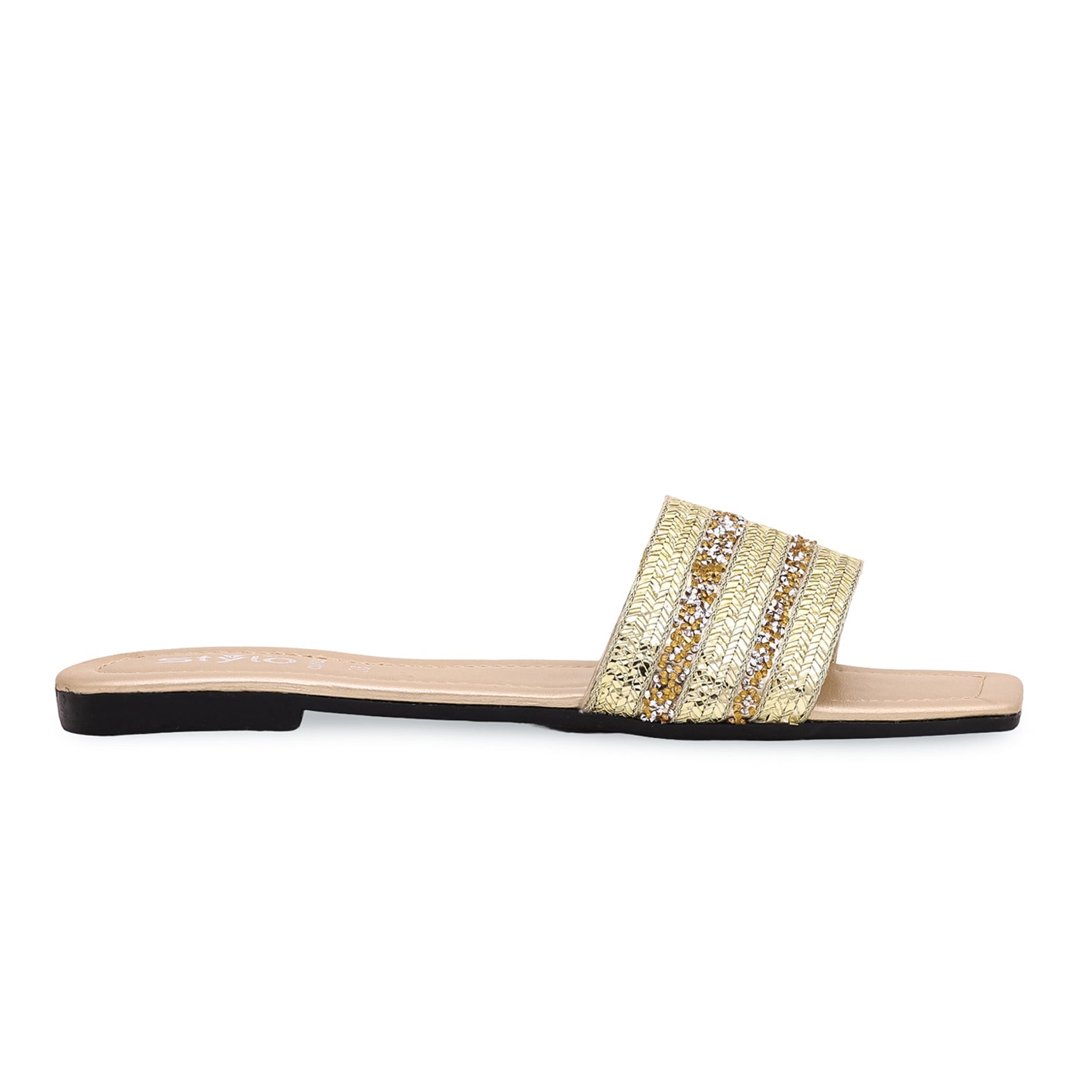 Golden Casual Chappal CL1625