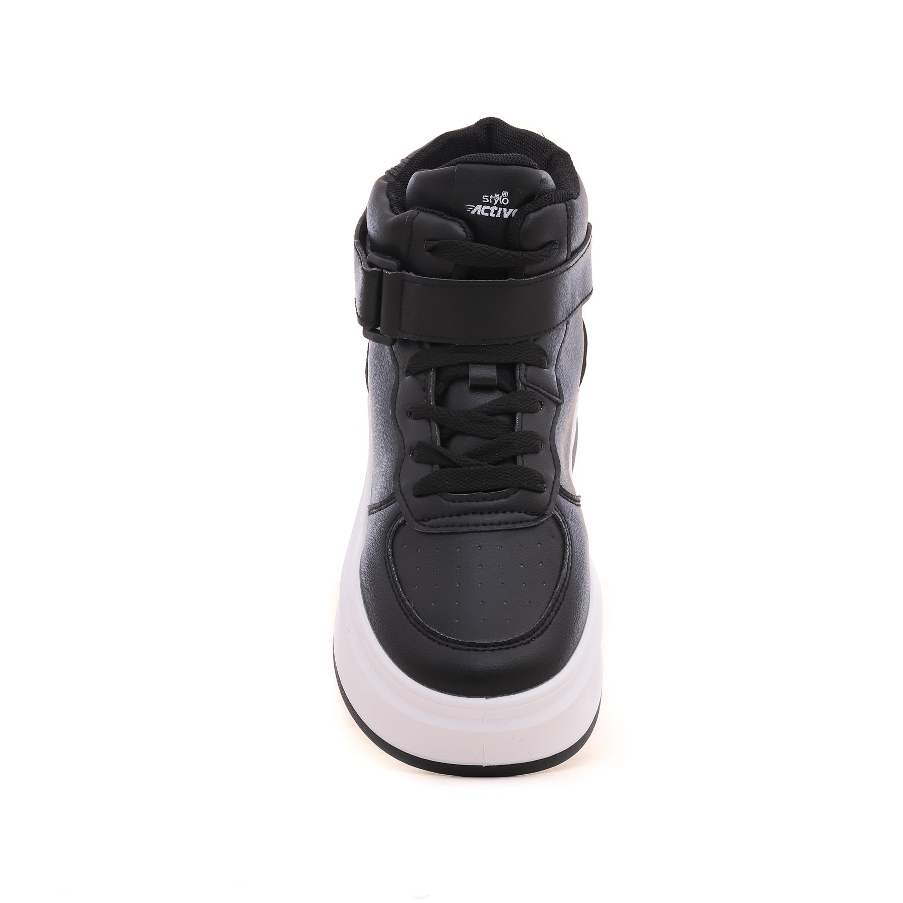 Black Casual Sneaker AT7232