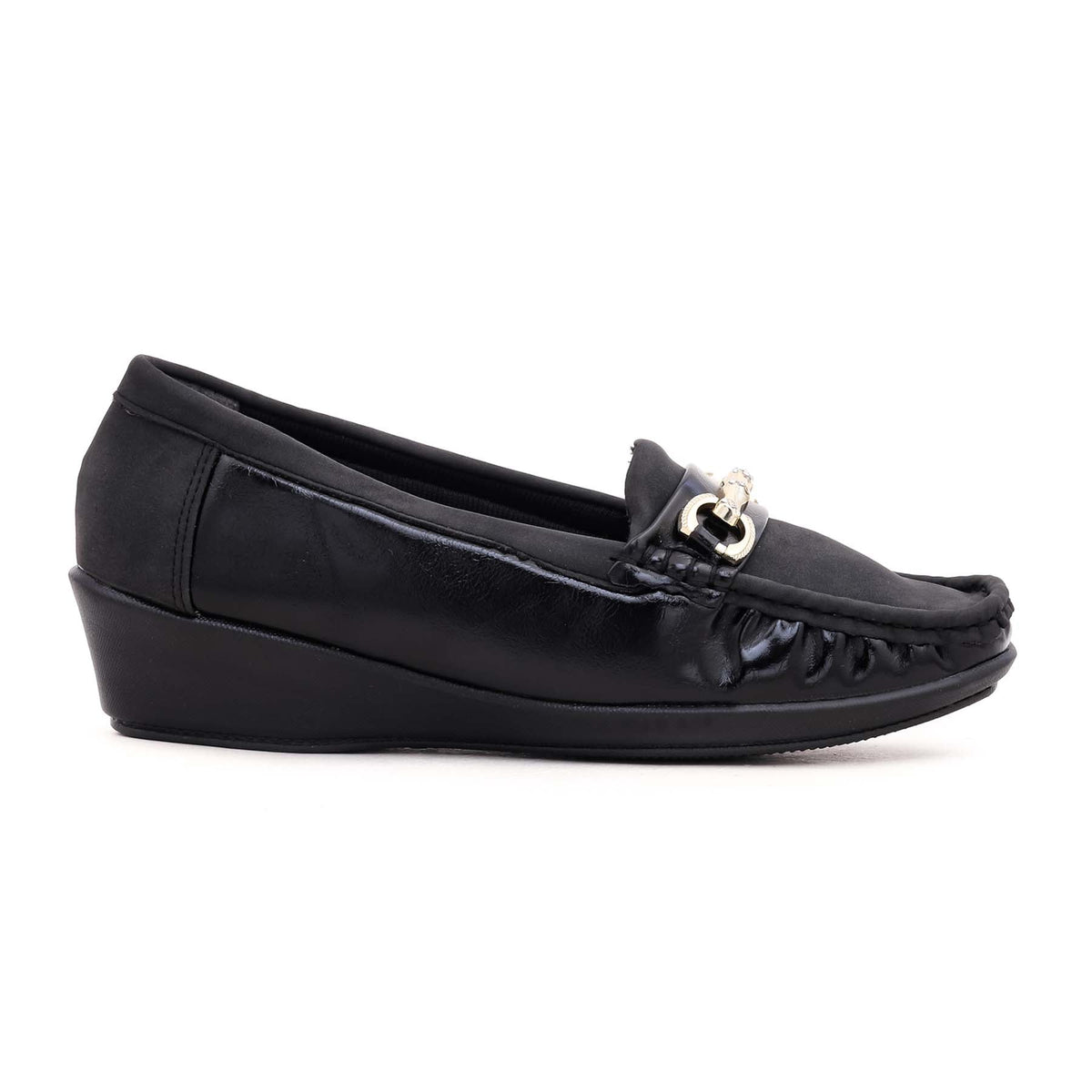 Ladies discount black moccasins