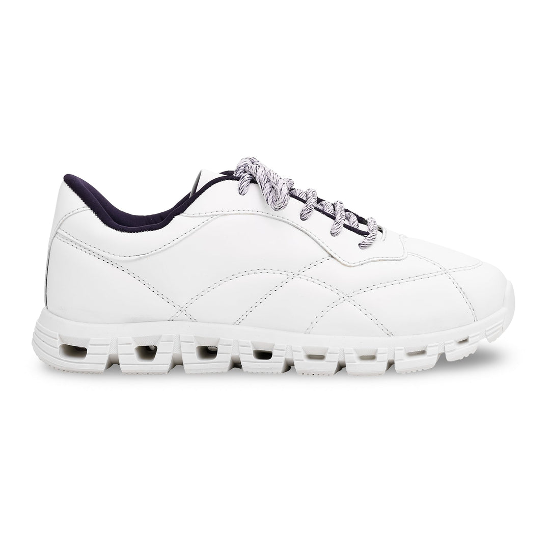 White Athleisure Sneaker AT7318