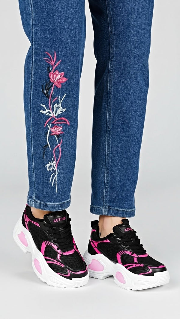 Black Casual Sneaker AT7342