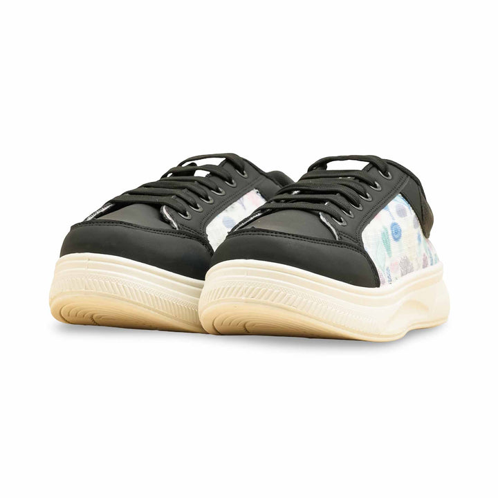 Black Casual Sneaker For Women AT7409