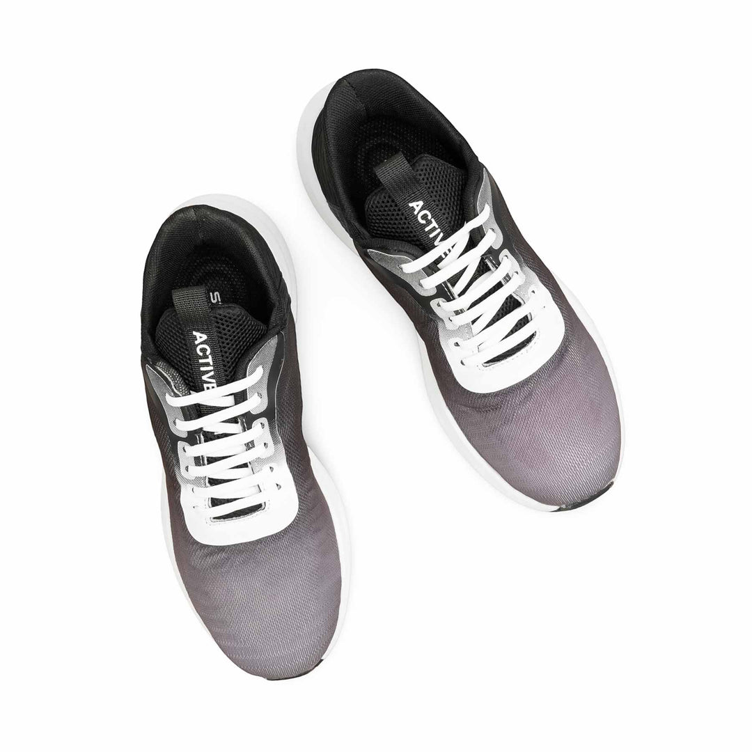 Black Casual Sneaker For Women AT7413