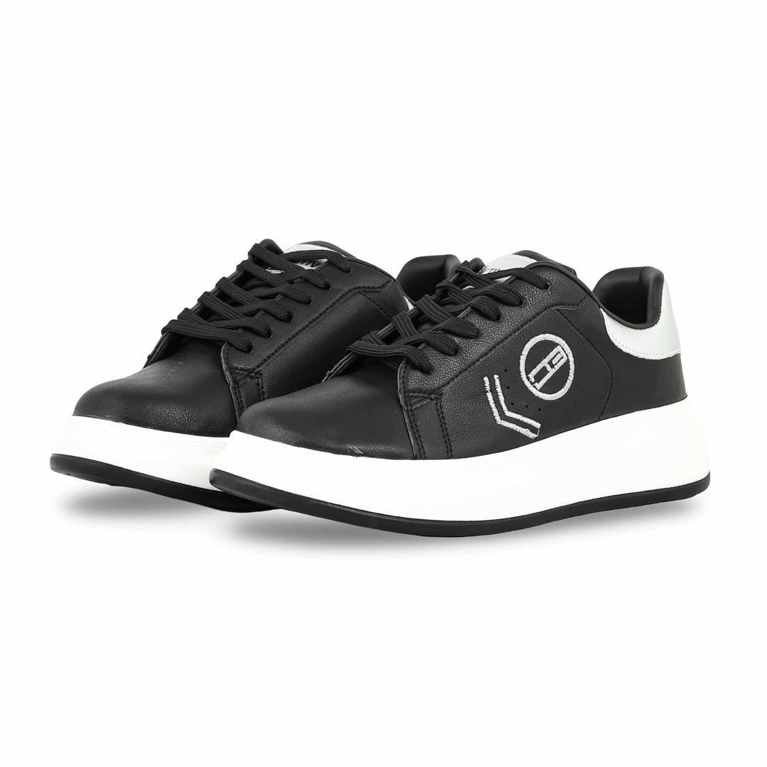 Black Casual Sneaker For Ladies AT7428