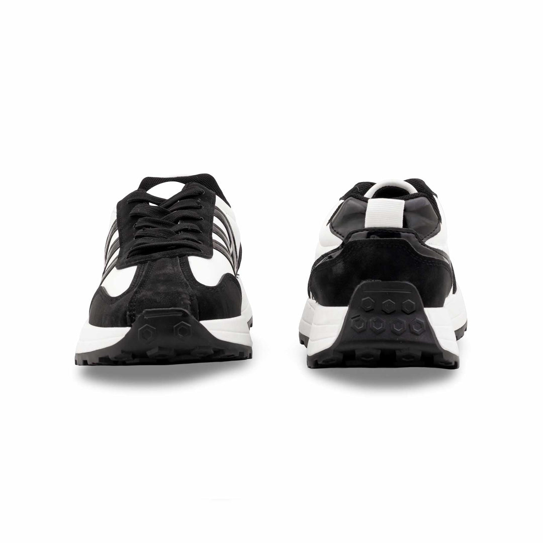 Black Casual Sneaker For Women AT7436