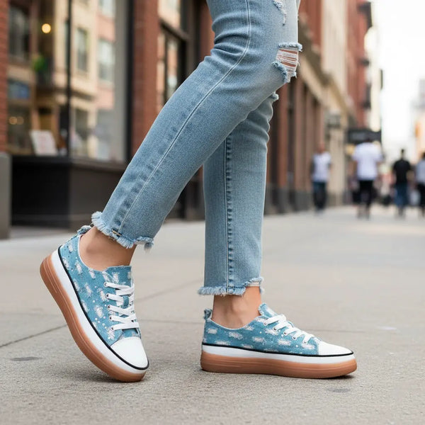 Blue Casual Women Sneaker AT7439