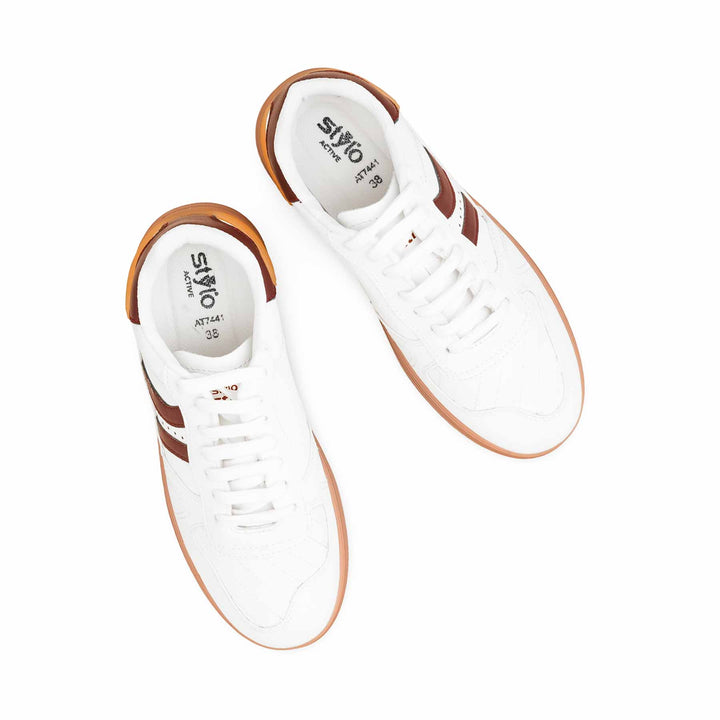 White Casual Sneaker For Women AT7441