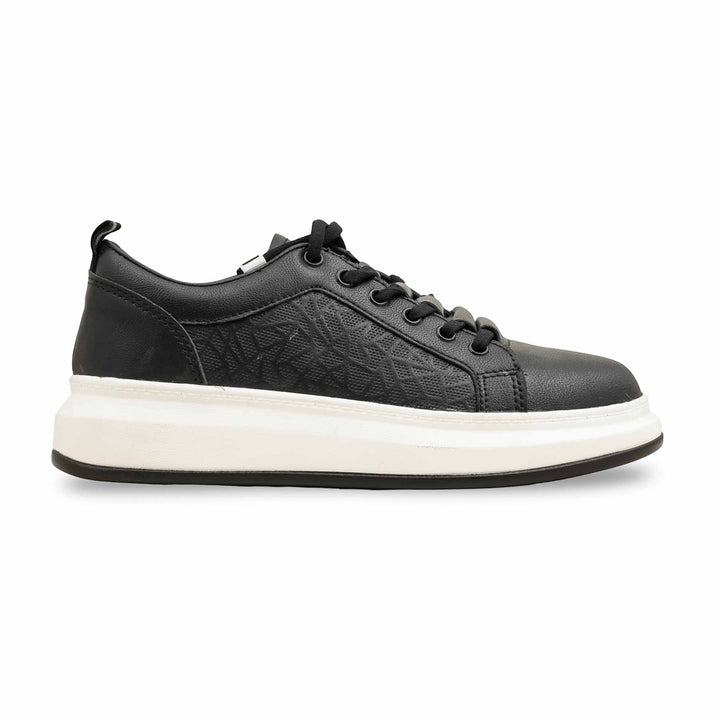 Black Casual Sneaker For Women AT7444