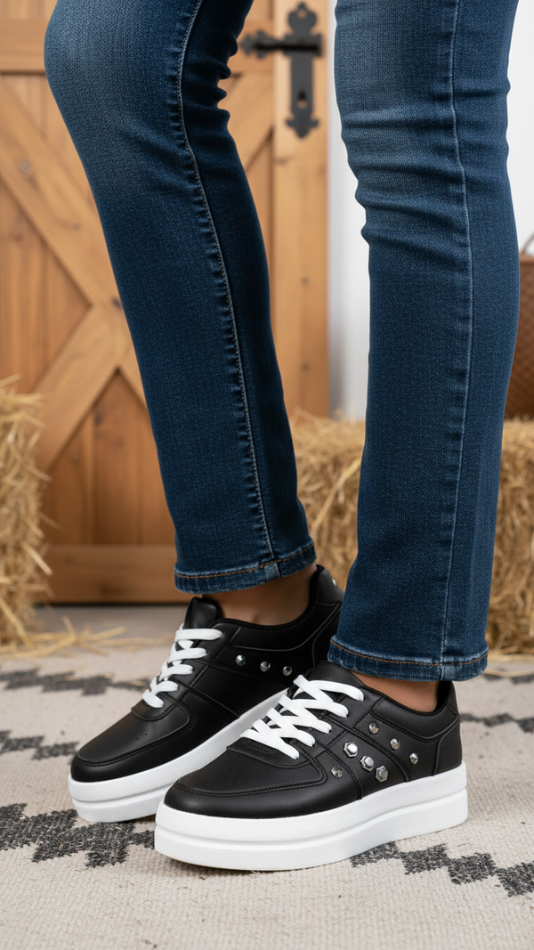 Black Causal Sneaker For Women AT7445