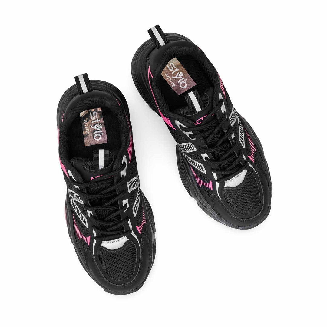 Black Athleisure Casual Sneaker For Women AT7449