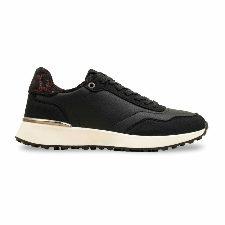 Black Casual Sneaker For Women AT7450