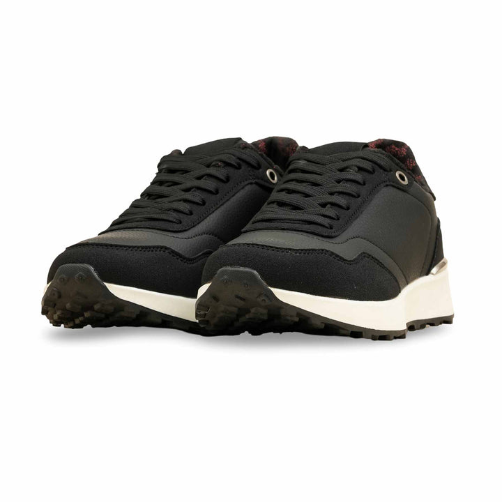 Black Casual Sneaker For Women AT7450