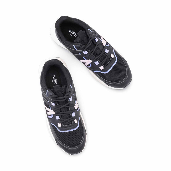 Black Casual Sneaker For Women AT7473