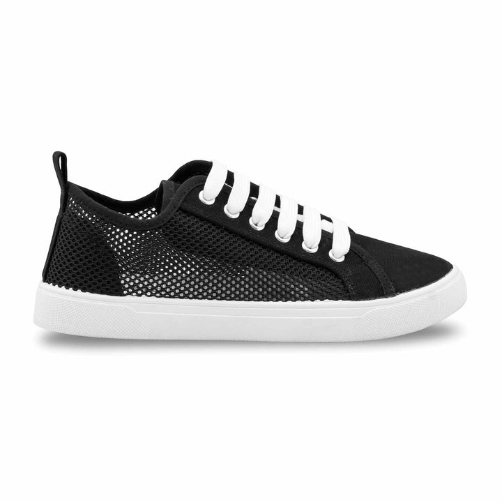 Black Casual Sneaker for Ladies AT7477