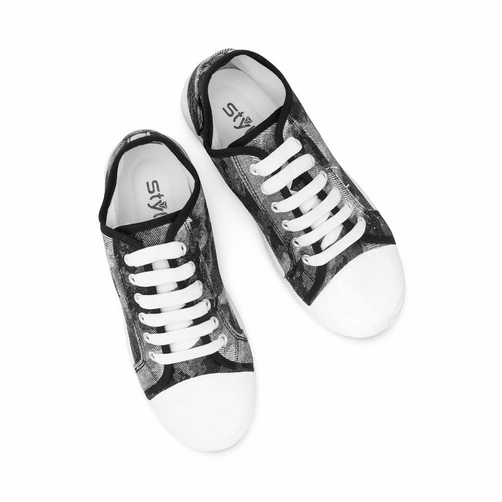 Black Casual Sneaker For Ladies AT7478