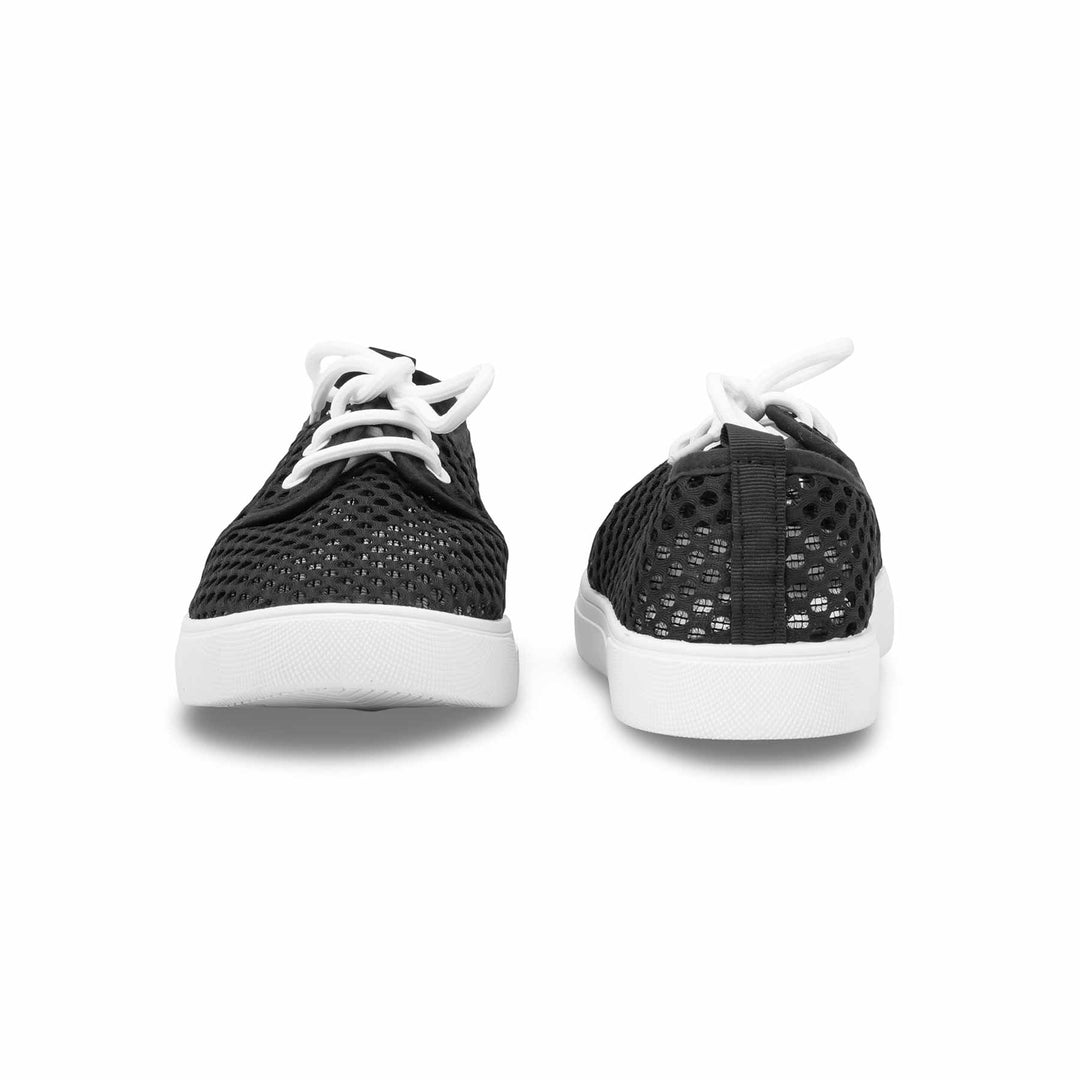 Black Casual Sneaker For Women AT7482