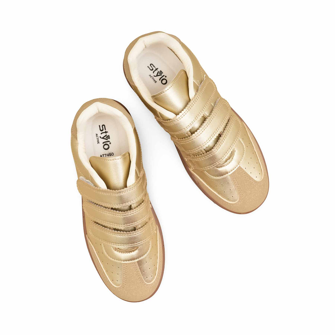 Golden Casual Women Sneaker AT7490