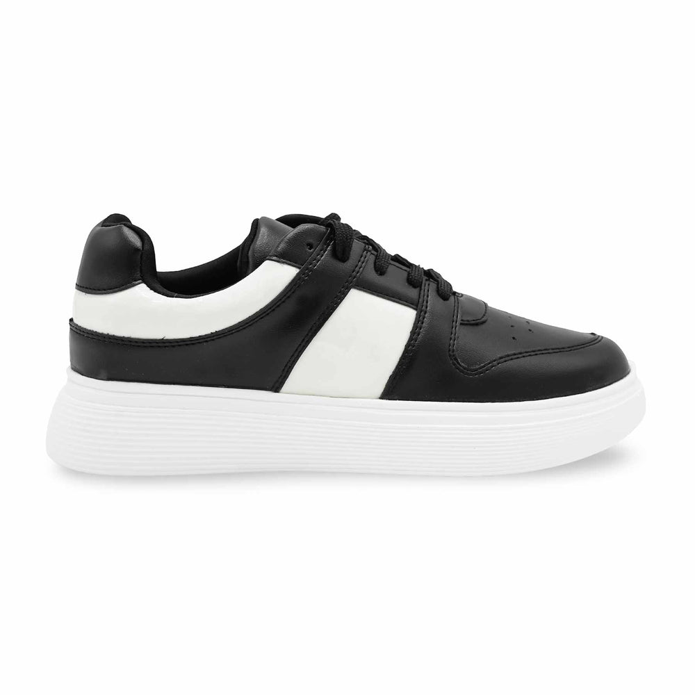 Black Casual Sneaker For Women AT7498