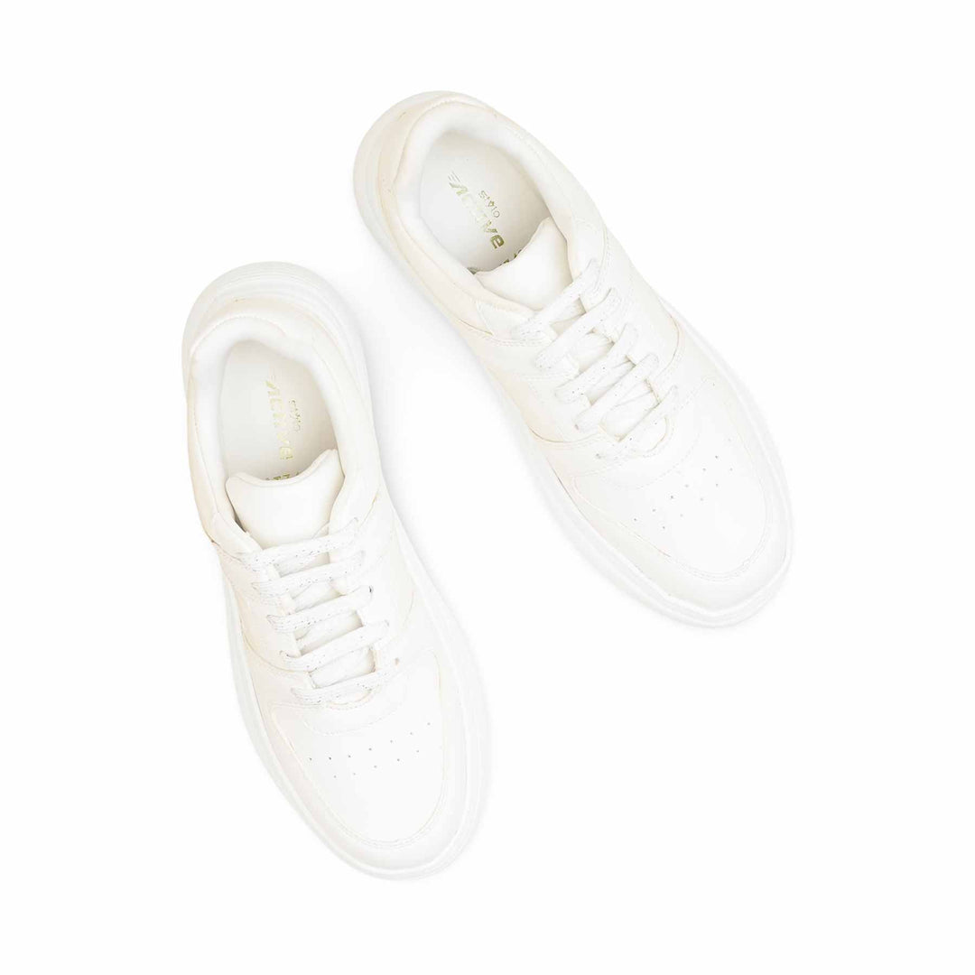 White Casual Sneaker For Women AT7498