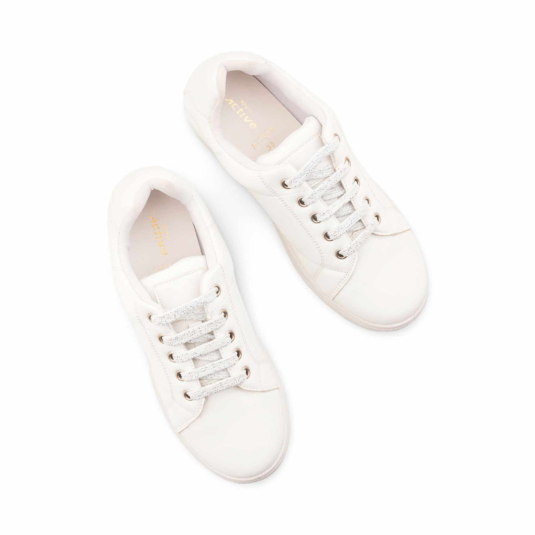 White Casual Sneaker For Women AT7501