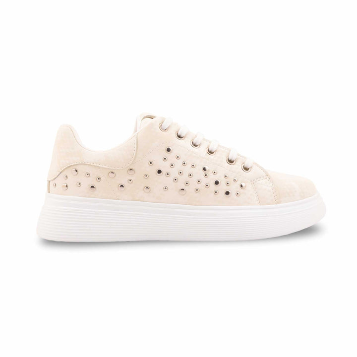 White Casual Sneaker For Women AT7502