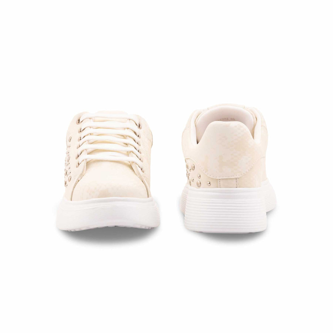 White Casual Sneaker For Women AT7502