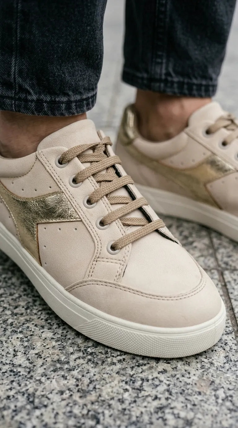 Fawn Sneaker For Ladies AT7547