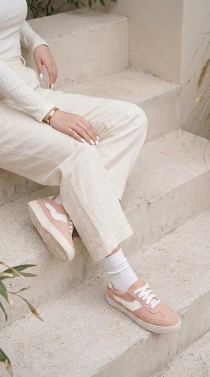 Pink Sneaker For Ladies AT7550