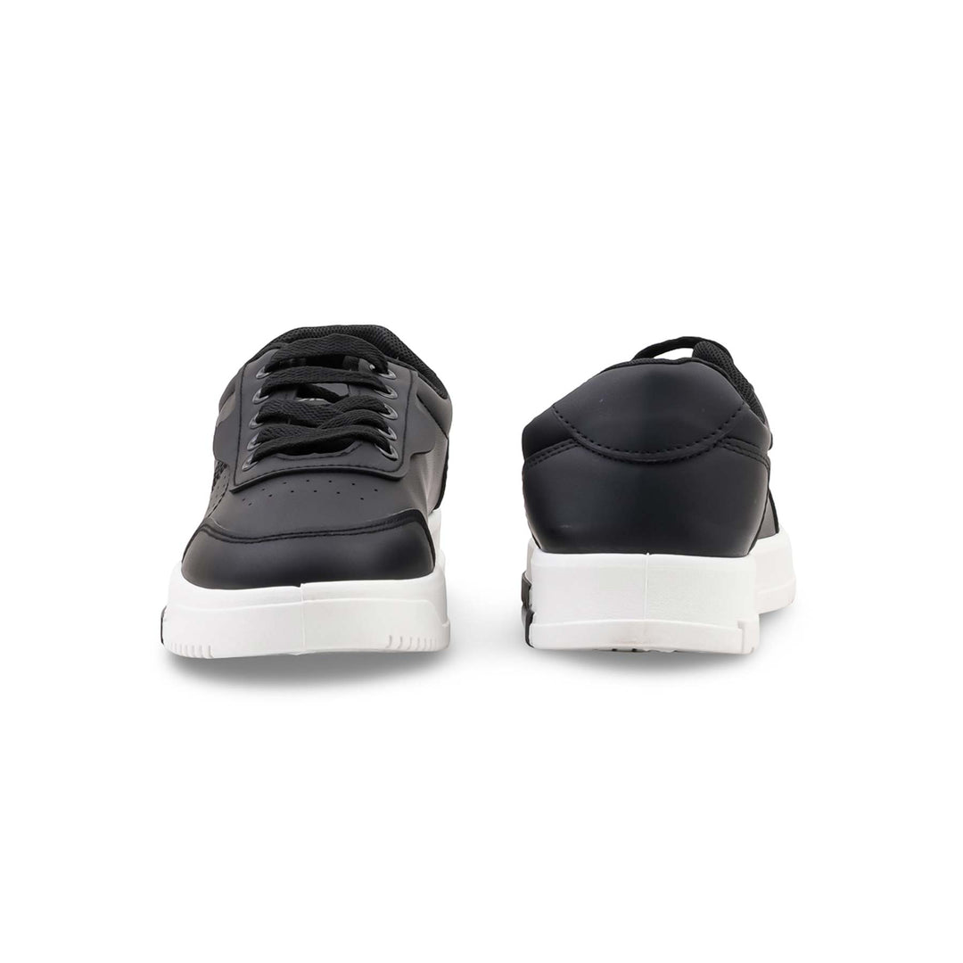 Black Casual Sneaker For Women AT7564