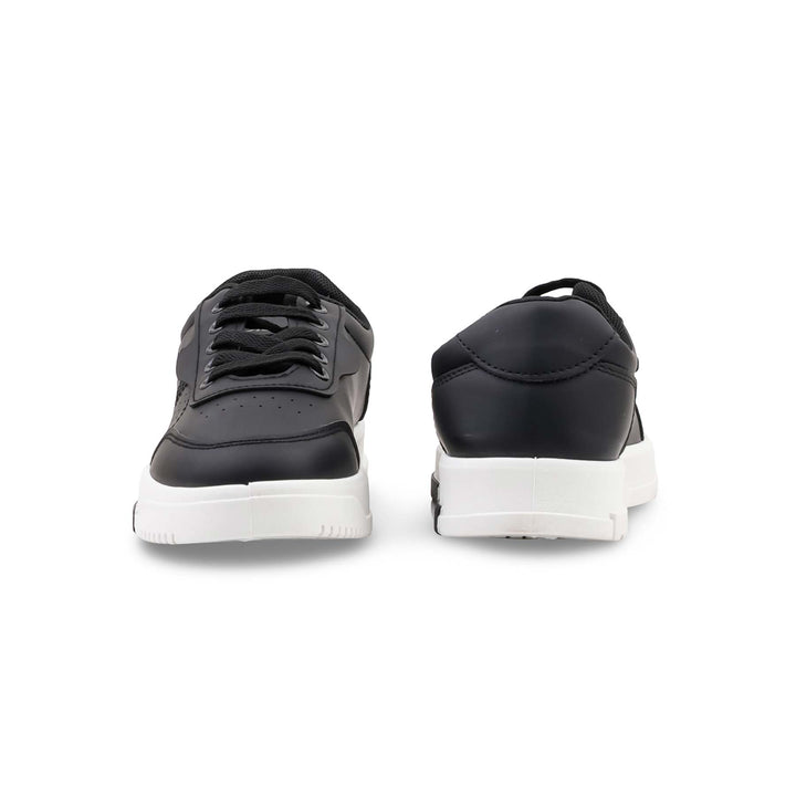 Black Casual Sneaker For Women AT7564