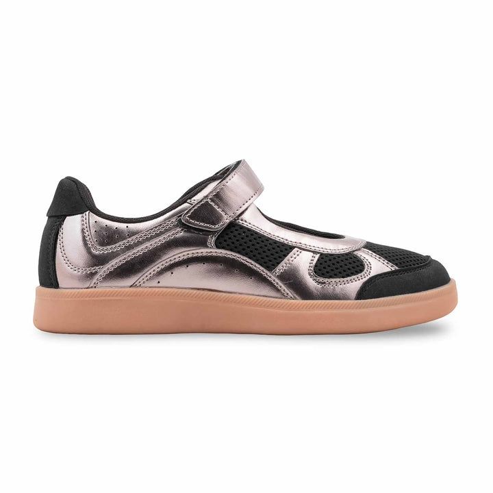 Black Casual Sneaker For Women AT9102
