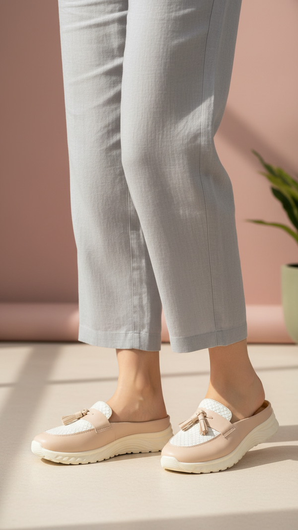 Golden Casual Sneaker For Ladies AT9108