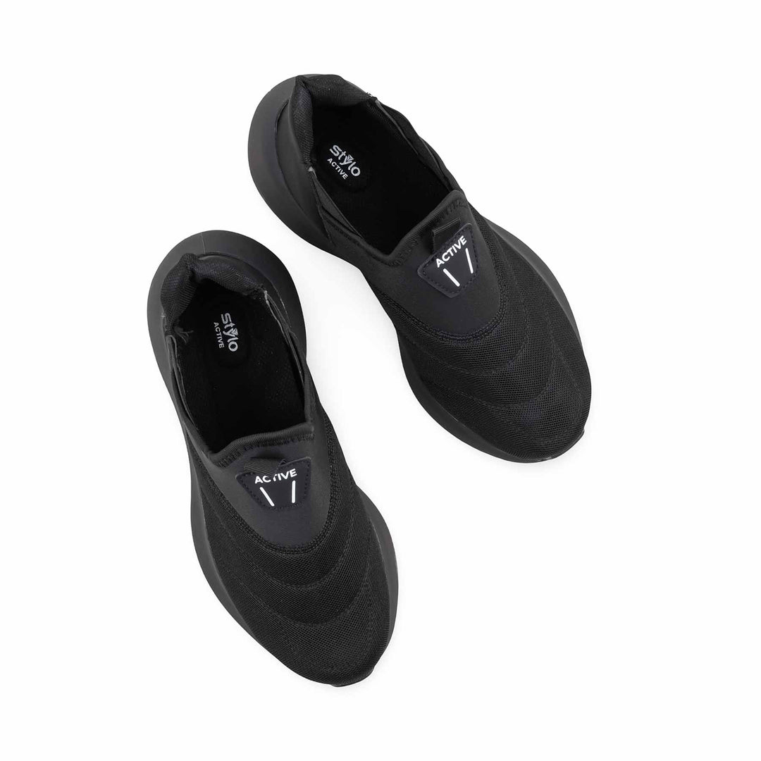 Black Athleisure Sneaker For Ladies AT9111