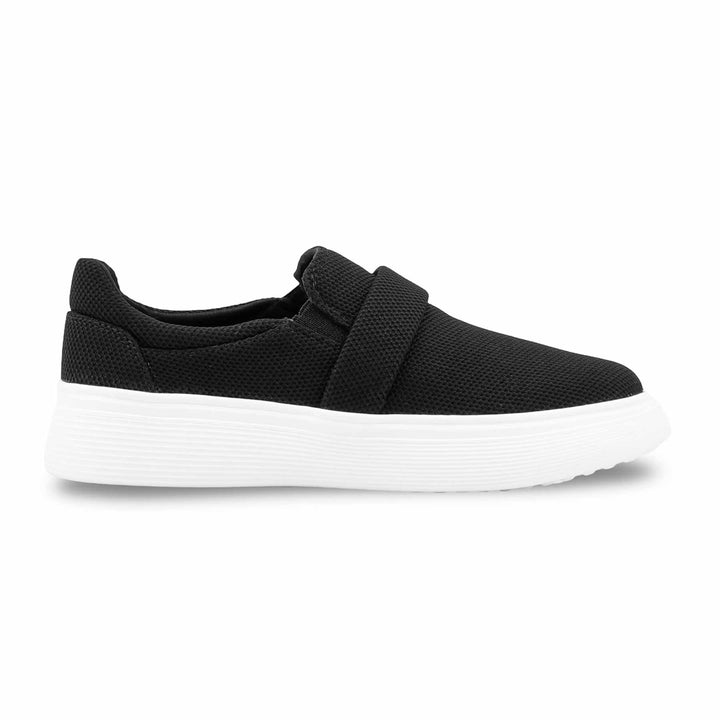 Black Casual Sneaker For Women AT9115
