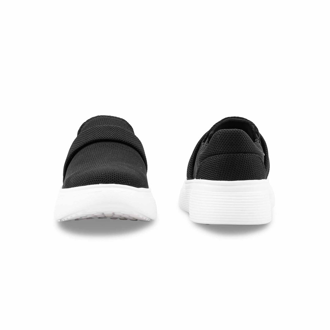 Black Casual Sneaker For Women AT9115