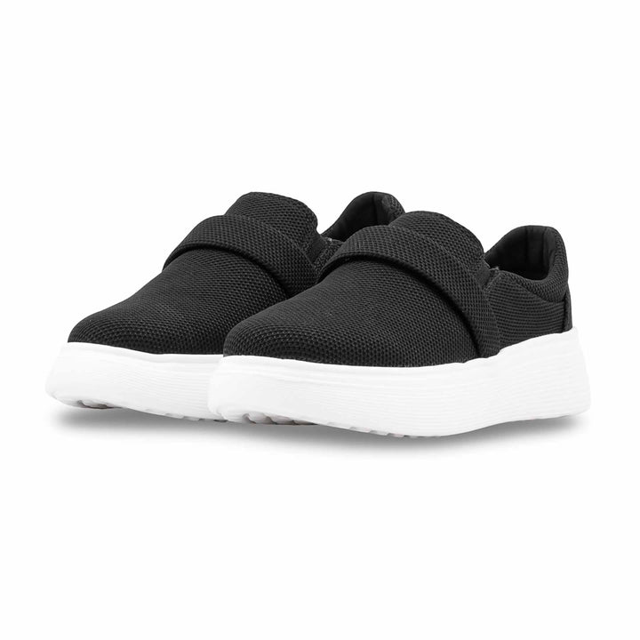 Black Casual Sneaker For Women AT9115