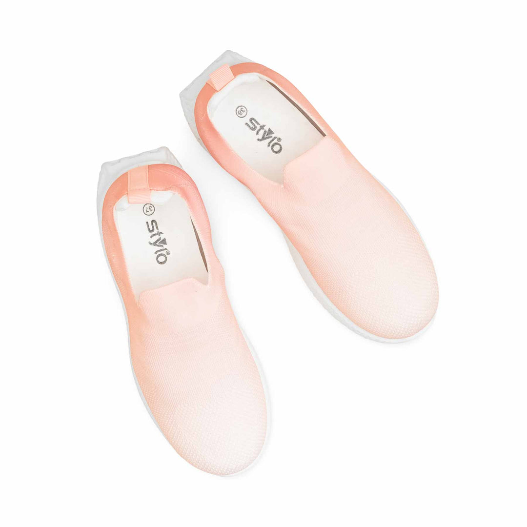 Pink Casual Women Sneaker AT9118