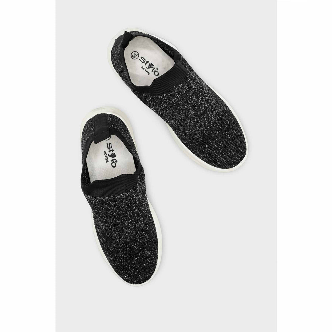 Black Casual Sneaker AT9120