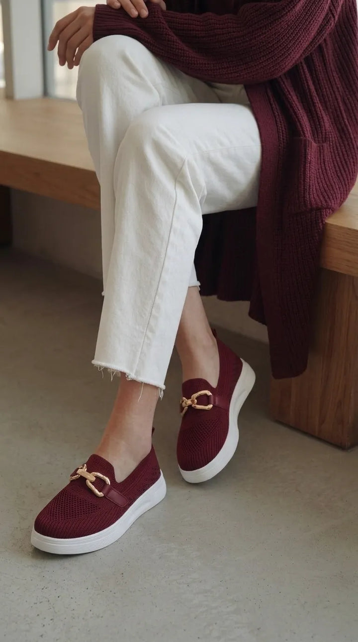 Maroon Sneaker For Ladies AT9128