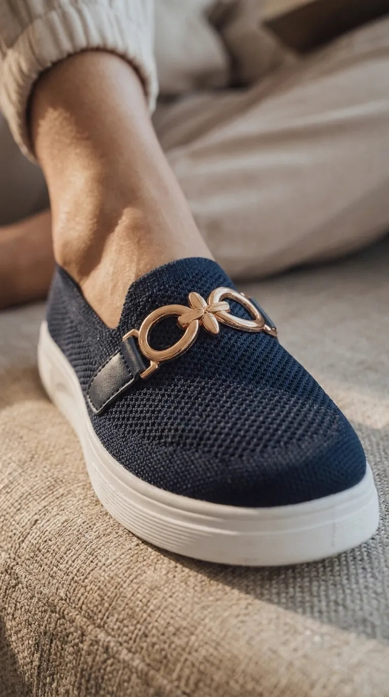 Navy Sneaker For Ladies AT9129