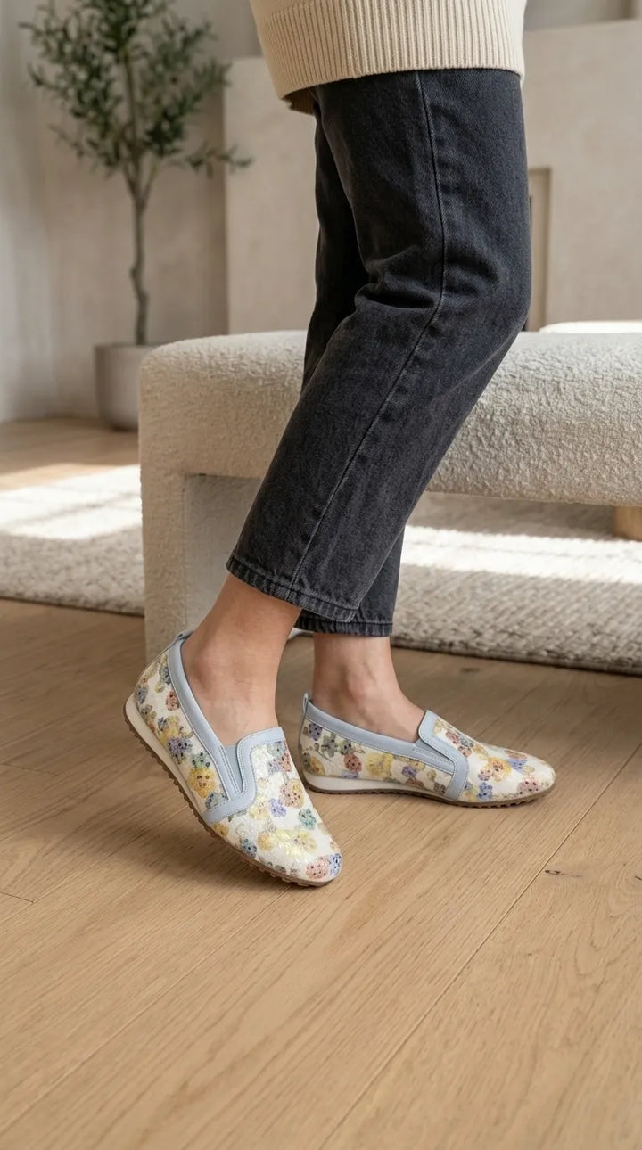 Sky Blue Sneaker For Ladies AT9146