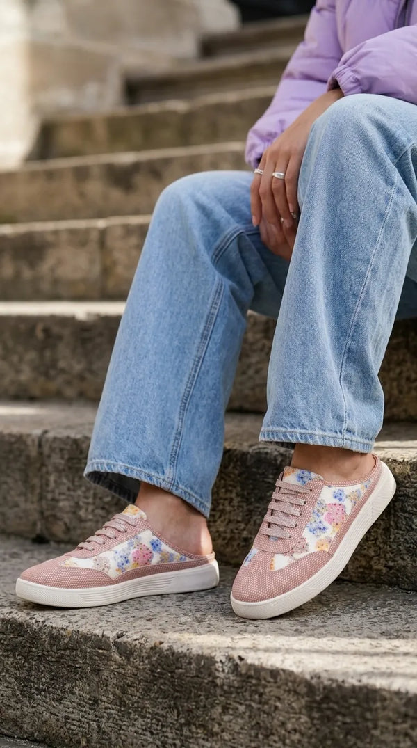 Pink Sneaker For Ladies AT9165