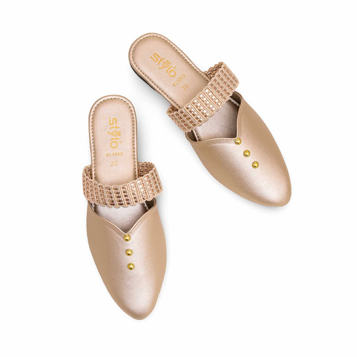 Golden Mule Chappal CL1845