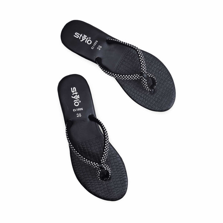 Black Casual Chappal CL1886