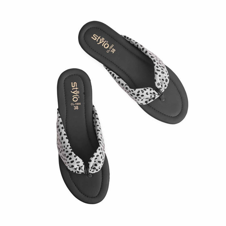 Grey Casual Chappal CL1900