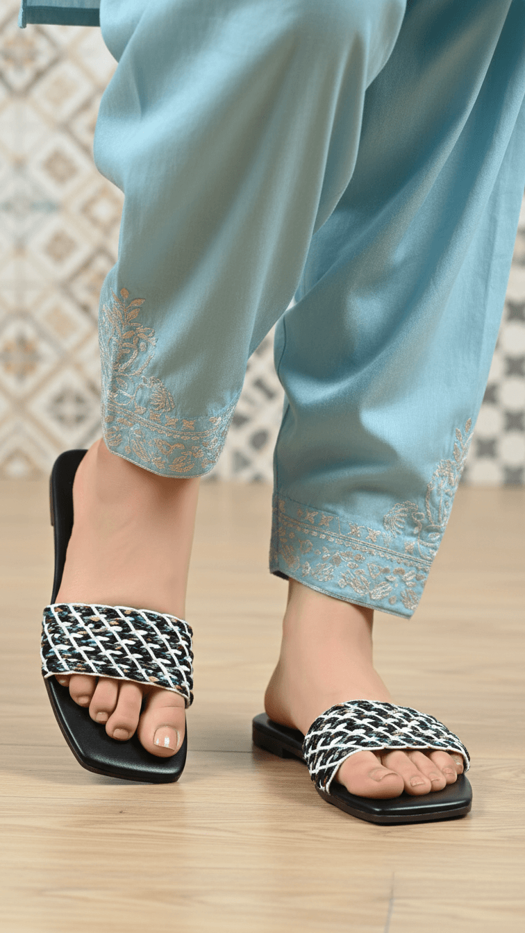 Black Casual Slipper CL1922