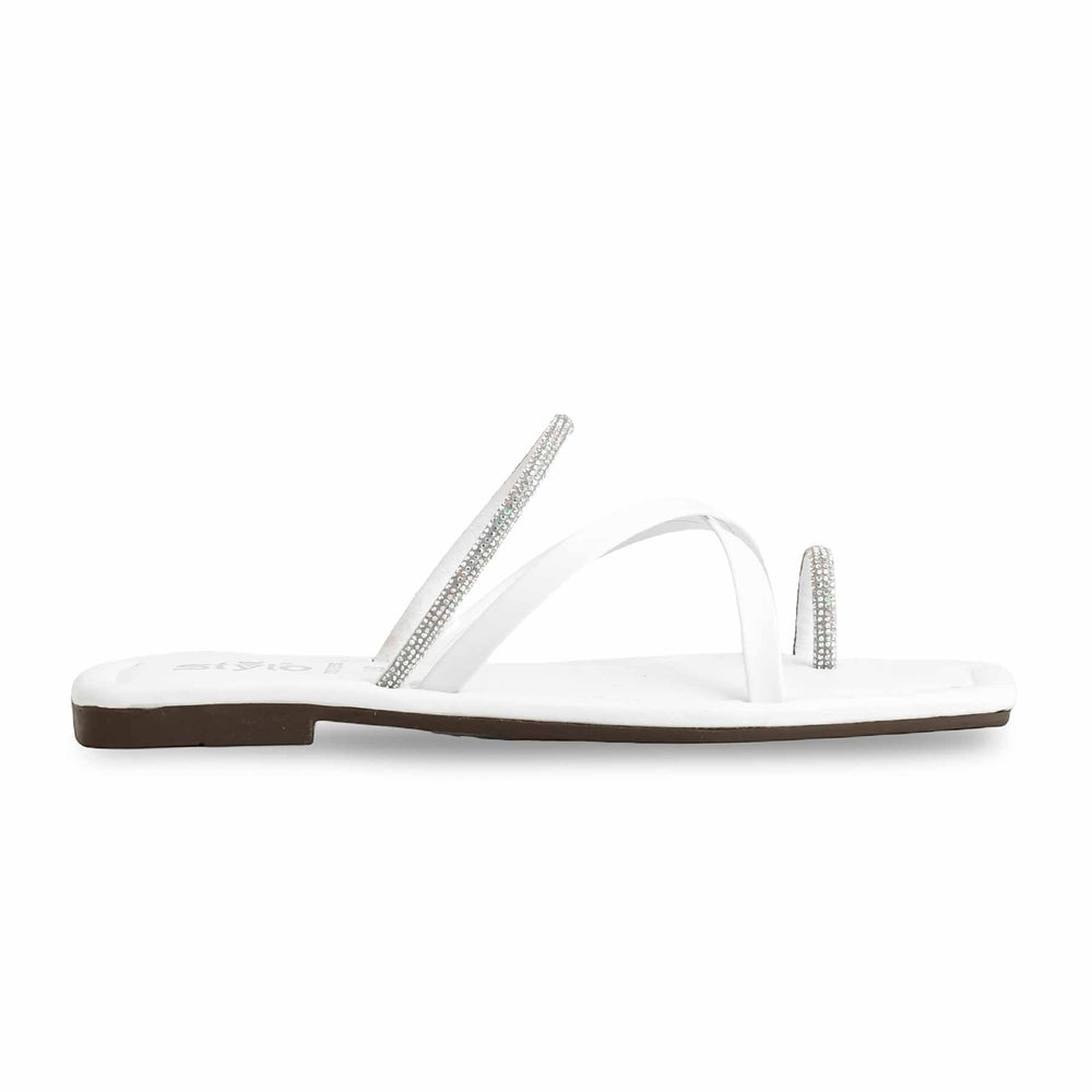 White Casual Chappal CL1936