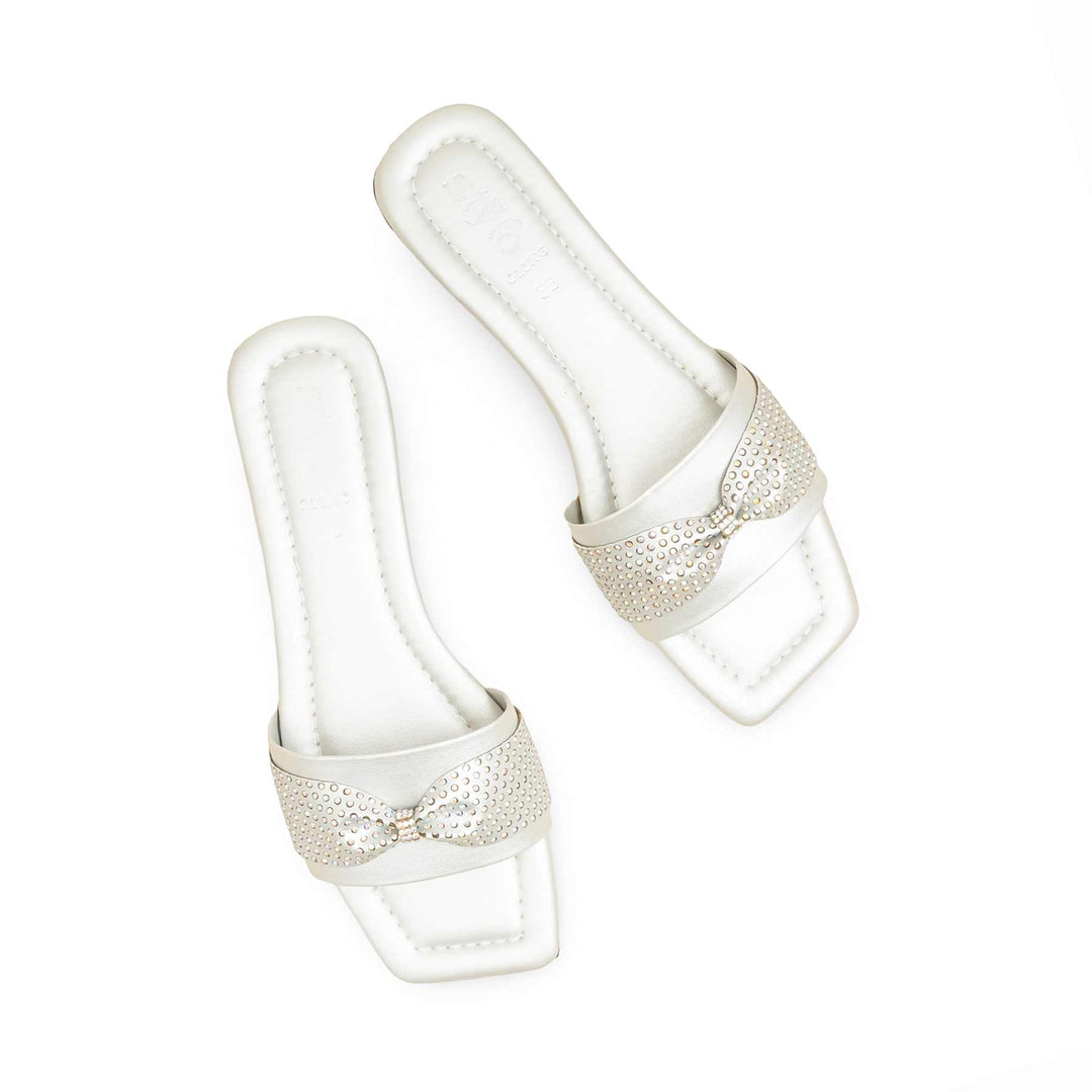 Silver Casual Slipper For Ladies CL2106