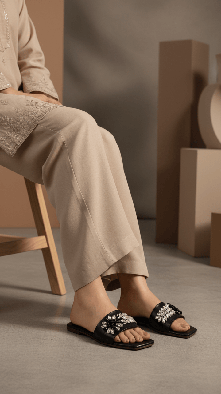 Black Casual Slipper CL2112