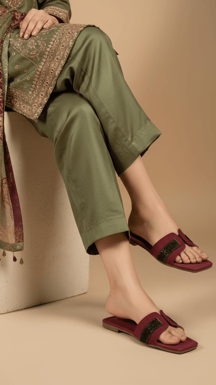 Maroon Casual Slipper For Ladies CL2125